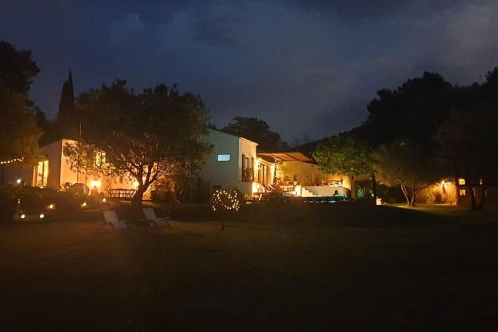 Les Prairies De Fenestrelle Spa & Piscine Au Calme Aubagne Eksteriør billede