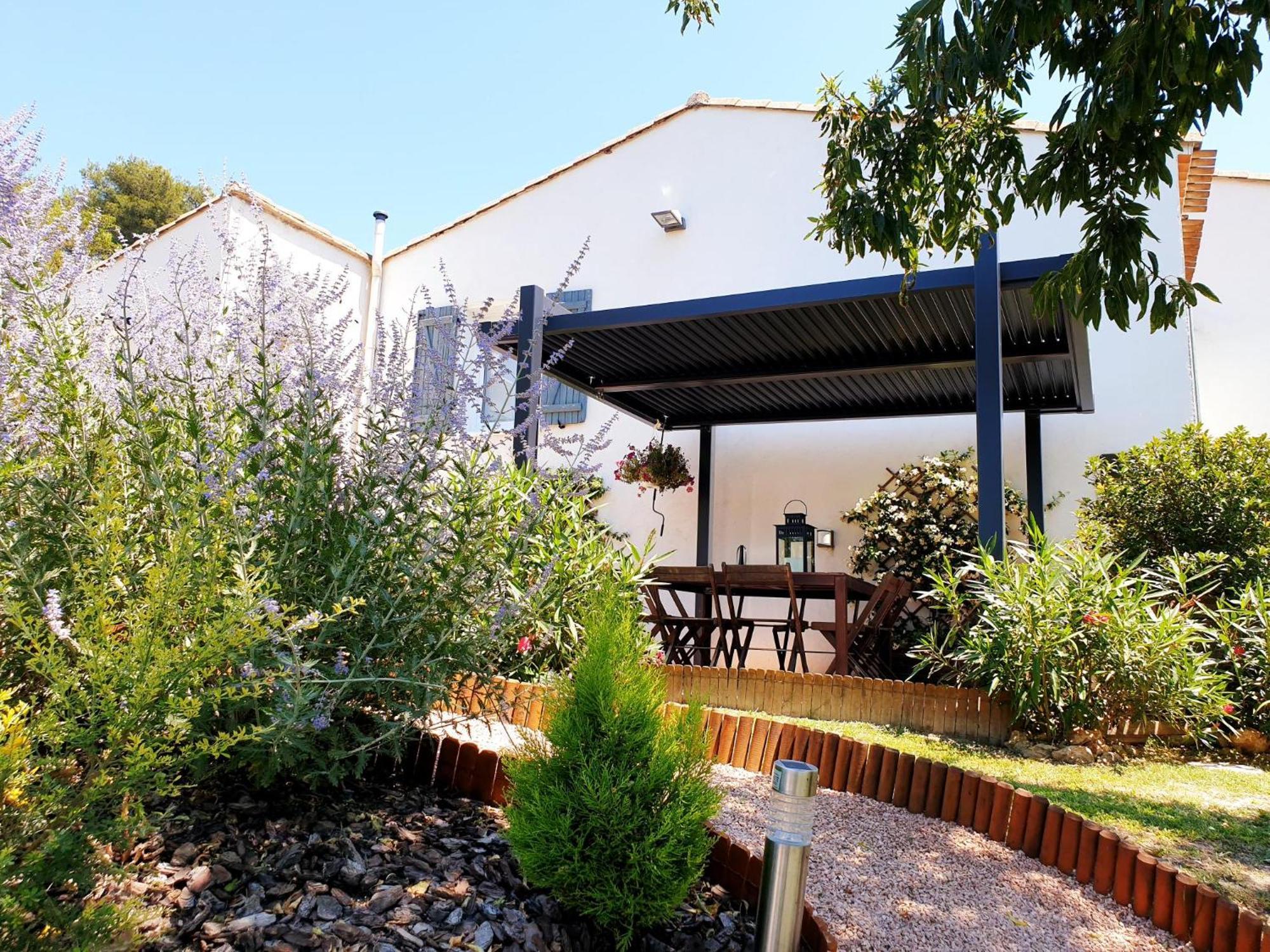 Les Prairies De Fenestrelle Spa & Piscine Au Calme Aubagne Eksteriør billede